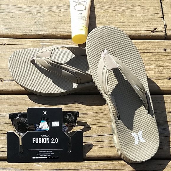 hurley fusion flip flops